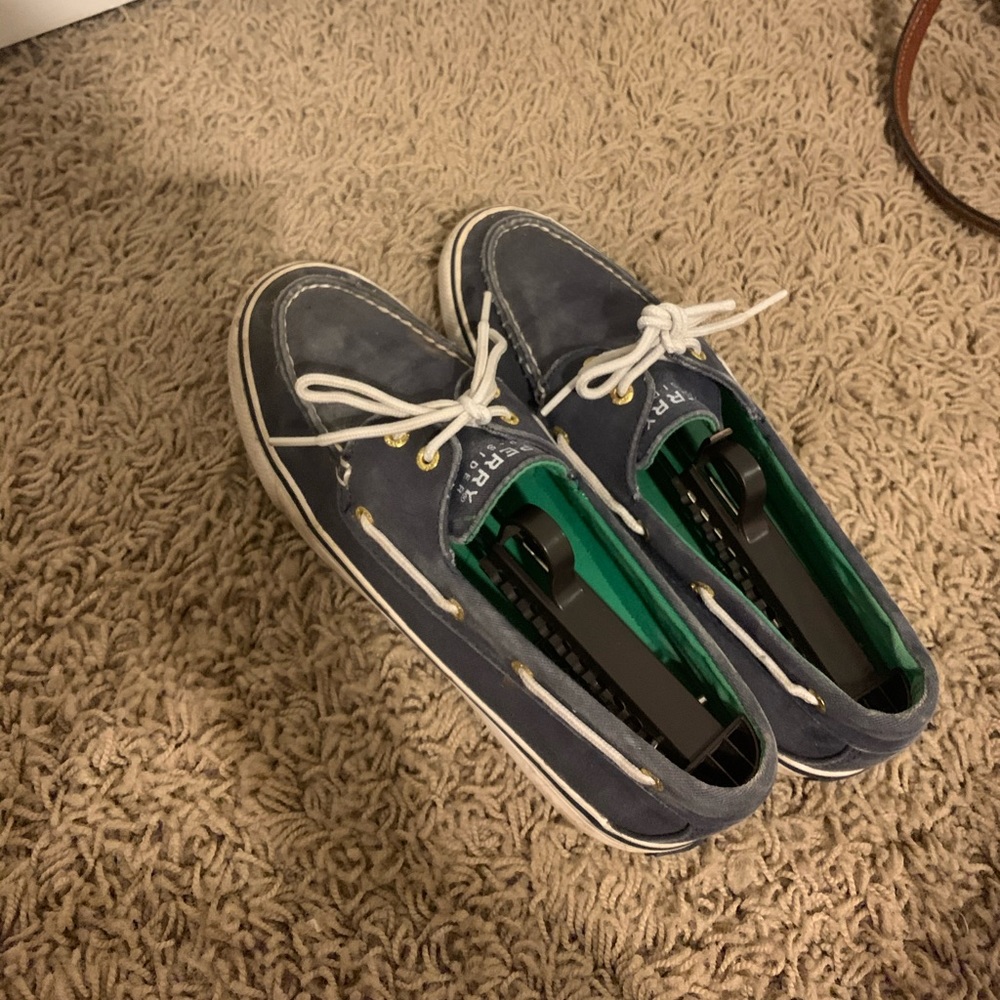 Women’s Sperry Topsider Shoes - Picture 2 of 5